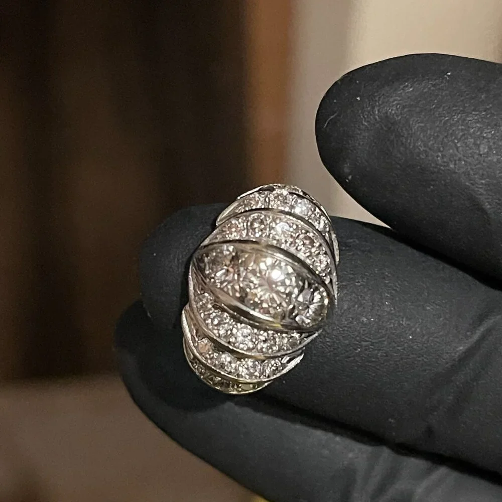 LADYS RING - Picture 2 of 9